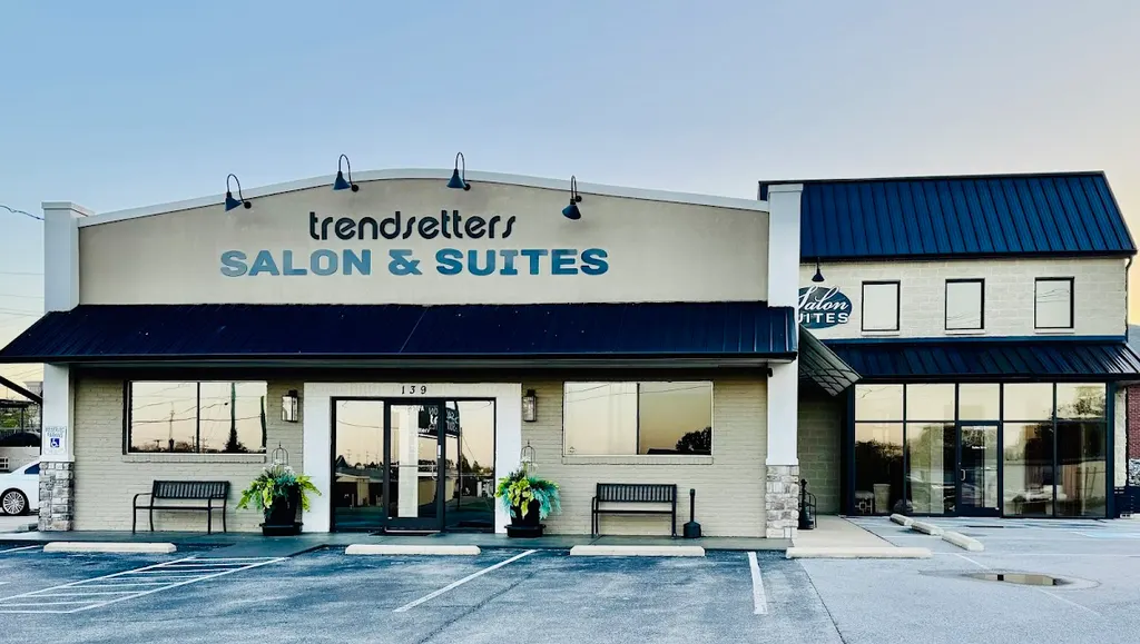 Trendsetters Salon & Suites — Hair salon in Clarksville